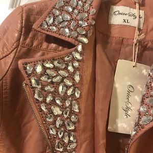 #206 NWT Dk Rose Faux Leather w/ Rhinestone Accents